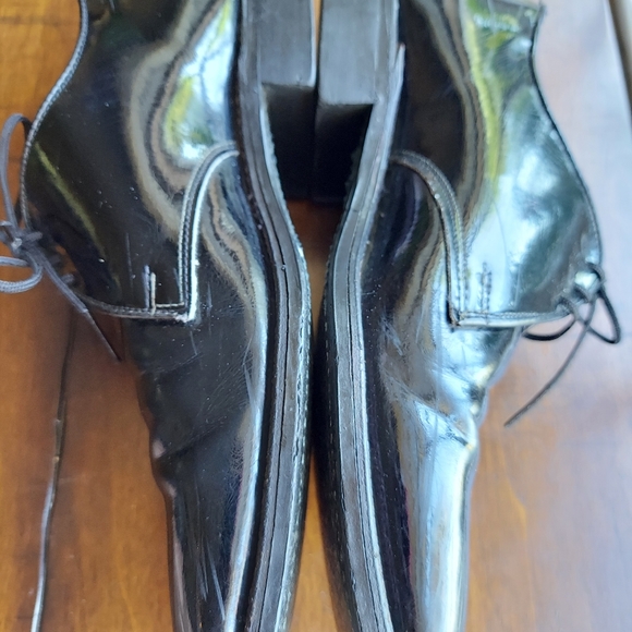 Tuxedo Shoes - Picture 5 of 11